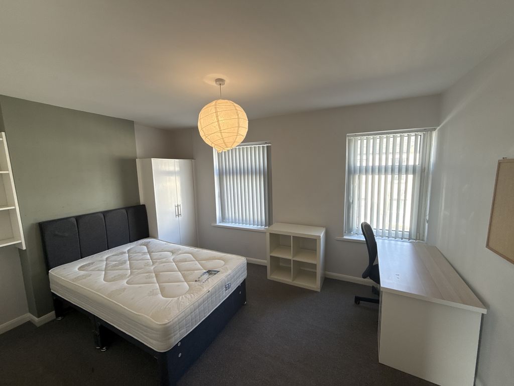 Property photo 1 of 13 5 Bedroom Student Accommodation.