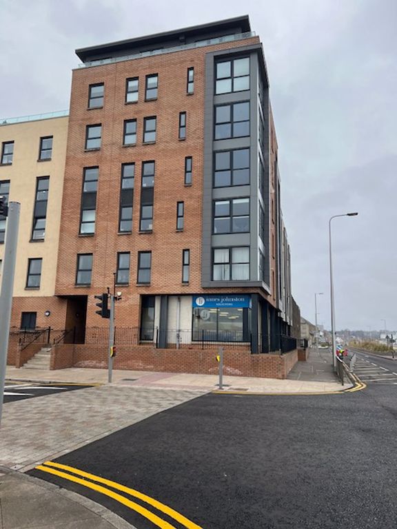 Property photo 1 of 9 External