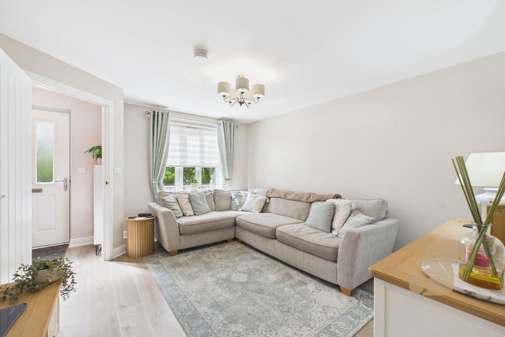 Property photo 2 of 30 Cam05565G0-Pr0059-Still018.Jpg