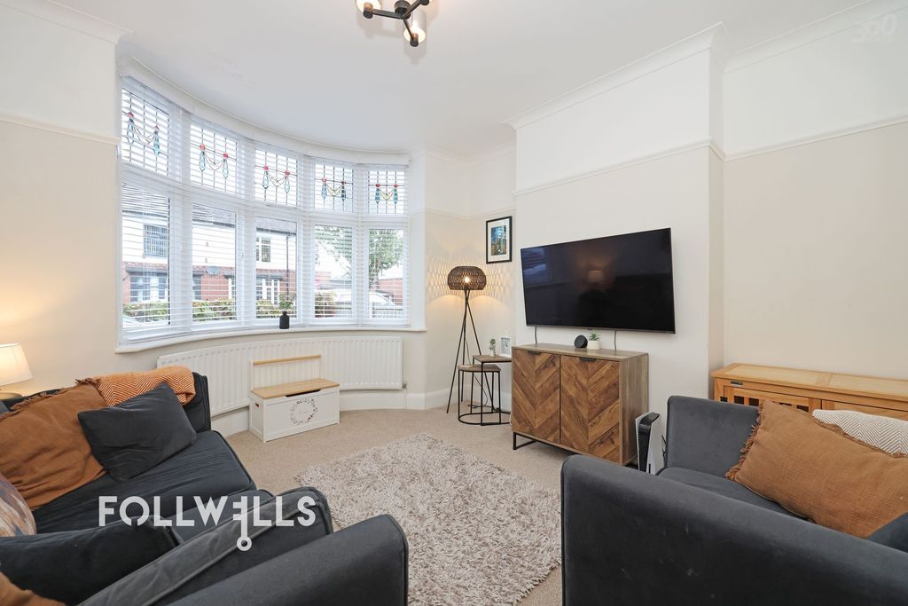 Property photo 3 of 23