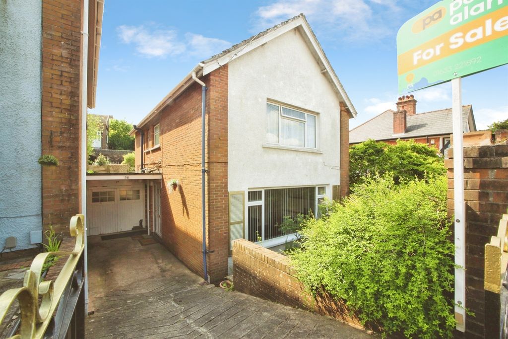 Property photo 1 of 19