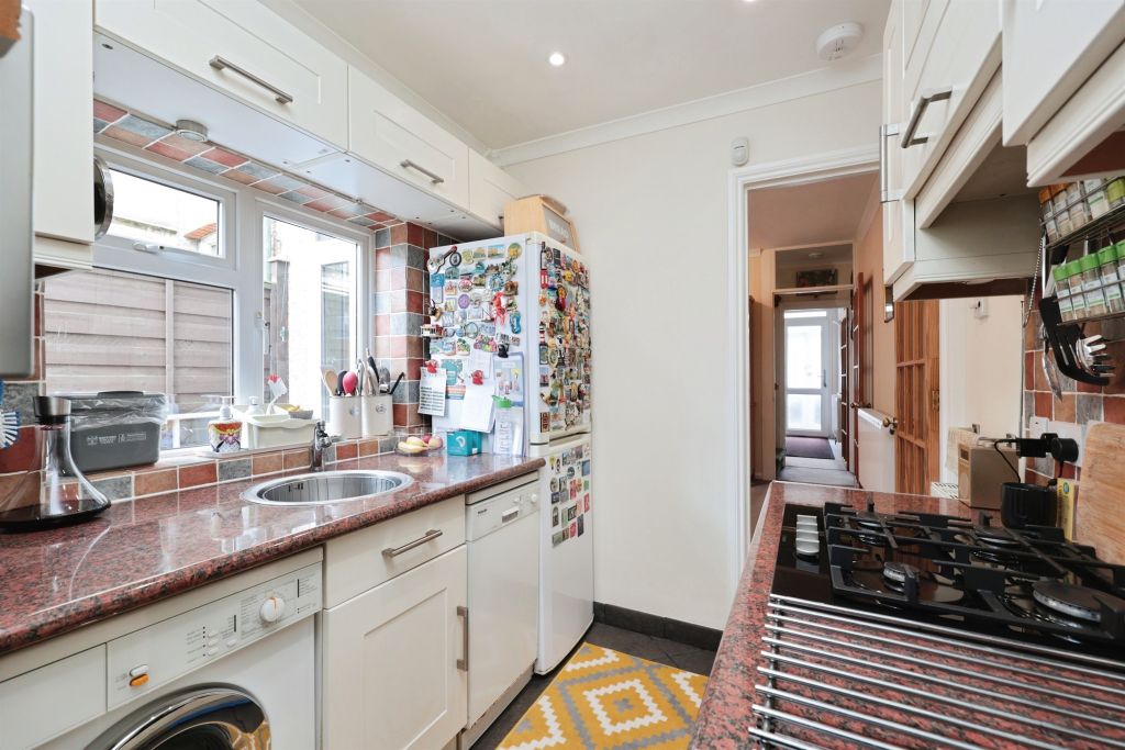 Property photo 3 of 17