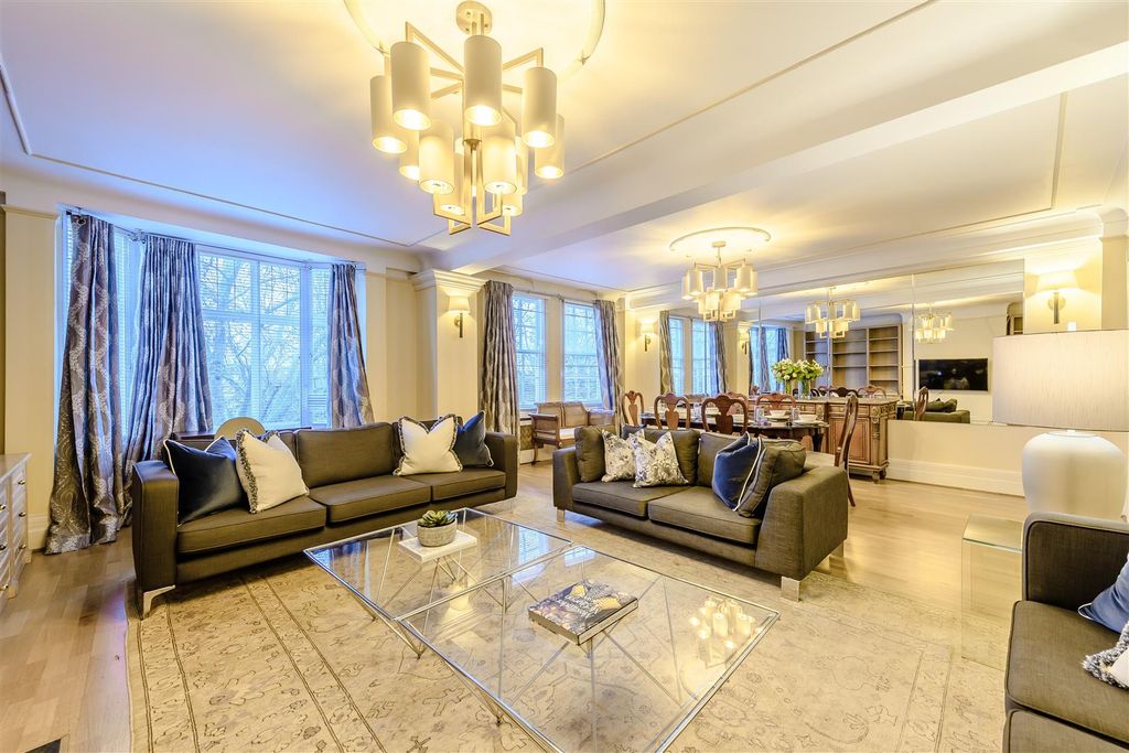 Property photo 1 of 28 8451956-Interior07.Jpg
