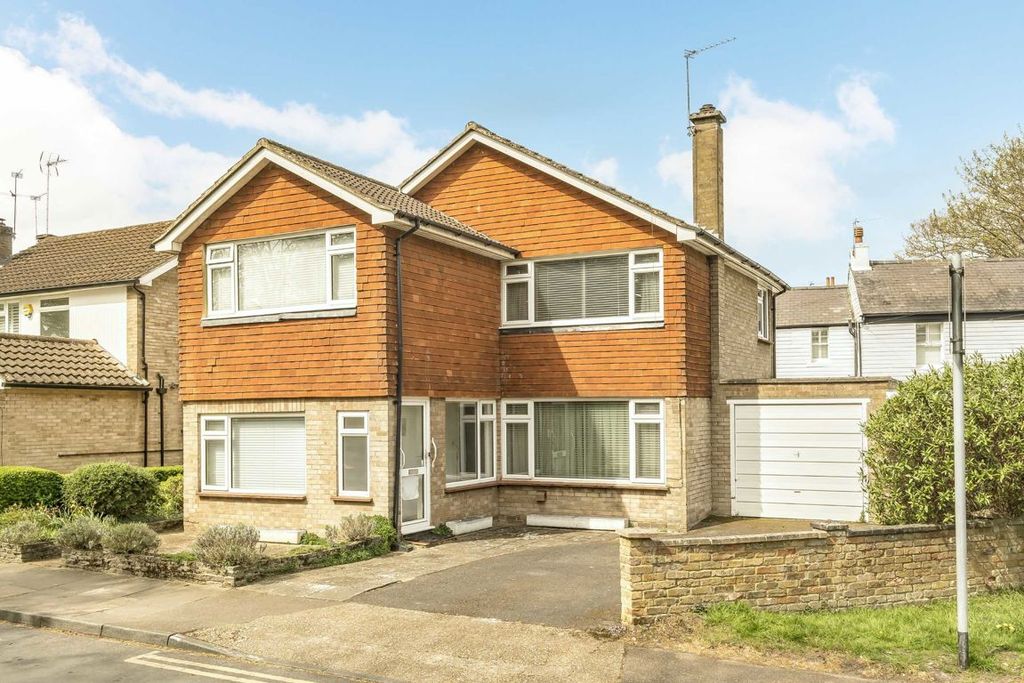 Property photo 1 of 6