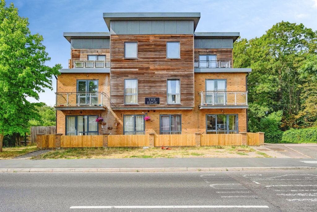 Property photo 1 of 15