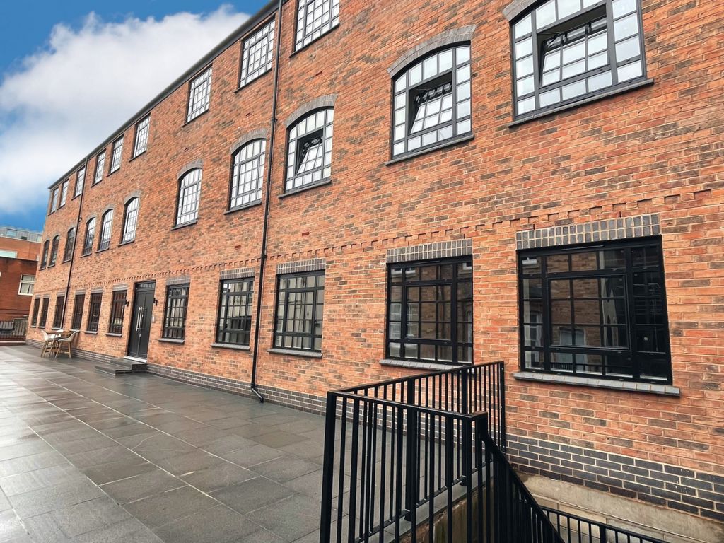 Property photo 1 of 15 Brand New Two Bedroom, Two Bathroom Apartment With Dressing Room &amp; Parking Â€“ Jewellery Quarter