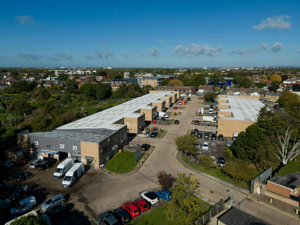 Property photo 1 of 5 Upgrade Unit 3, Heston Industrial Mall