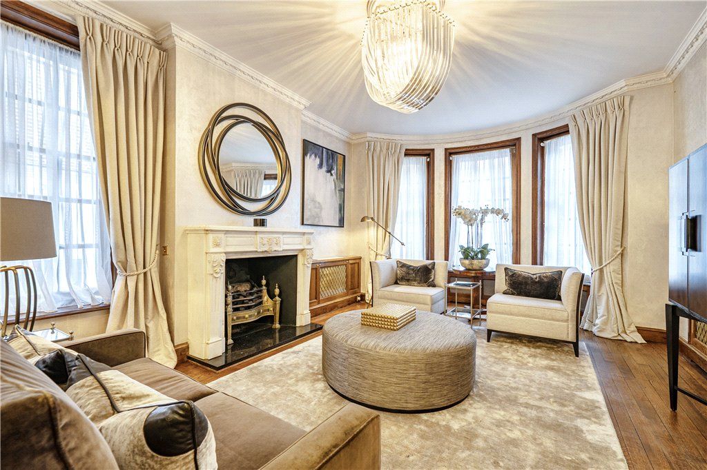 Upper Brook Street, Mayfair W1K