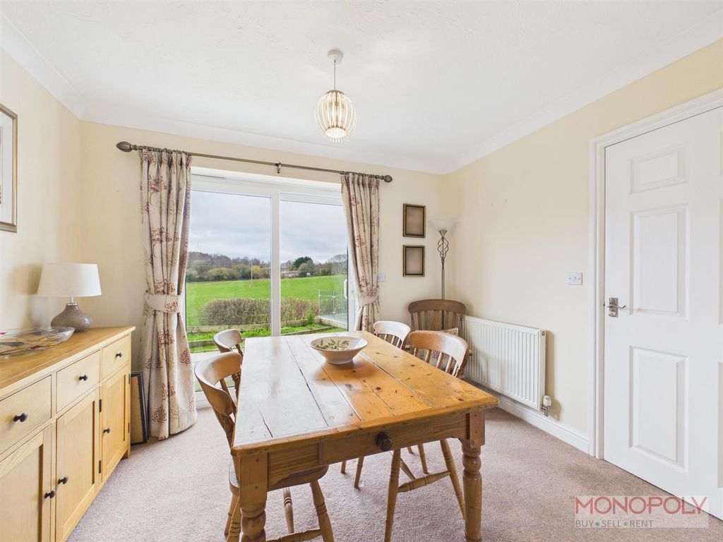 Property photo 2 of 27 Cam04439G0-Pr0244-Still006.Jpg