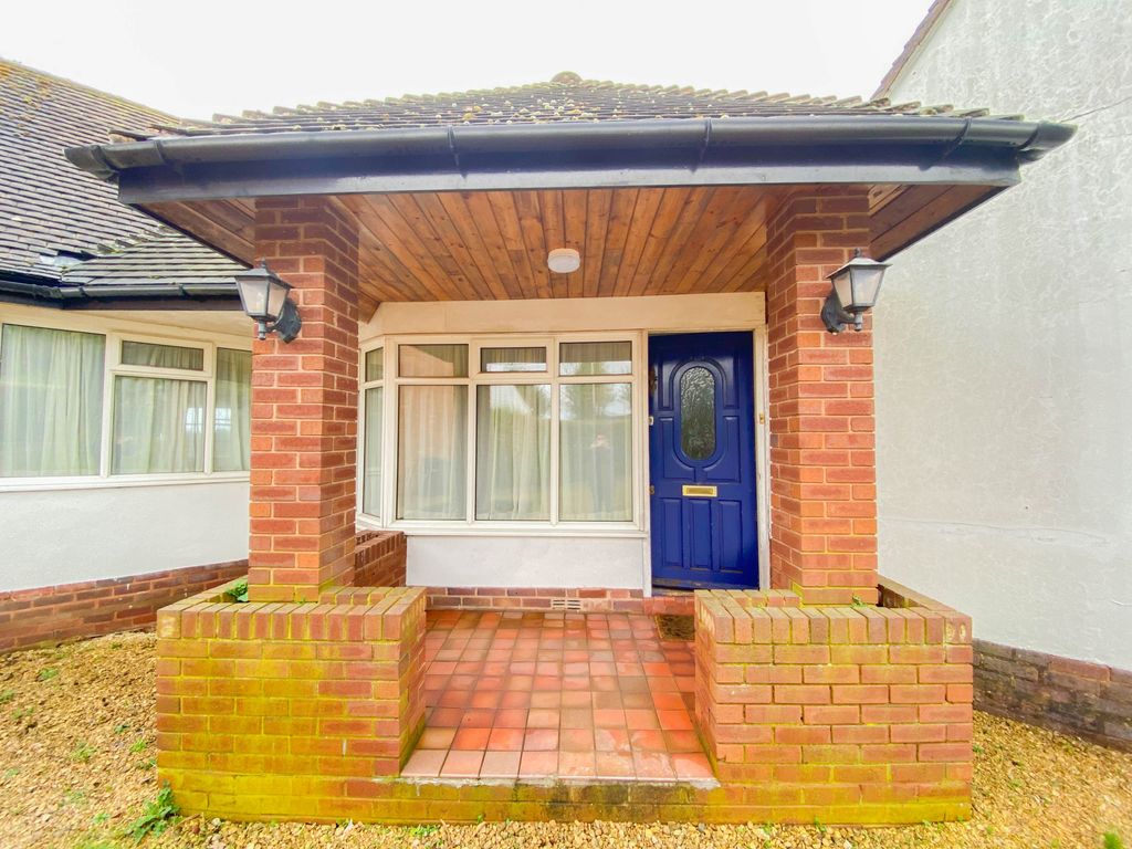 Property photo 2 of 22