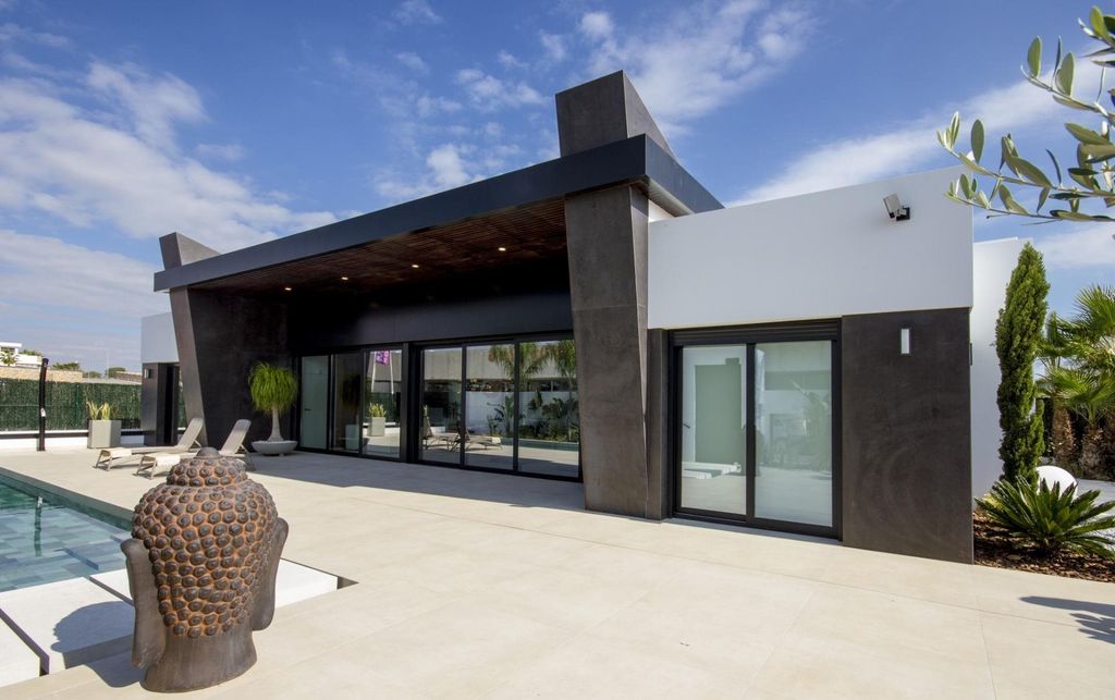 Property photo 1 of 50 Villa In Rojales N6529