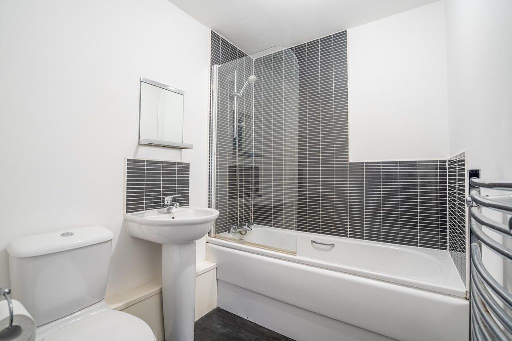Property photo 1 of 9 Ma9Dcbuj9Ukip1As8N1Qzw.Jpg