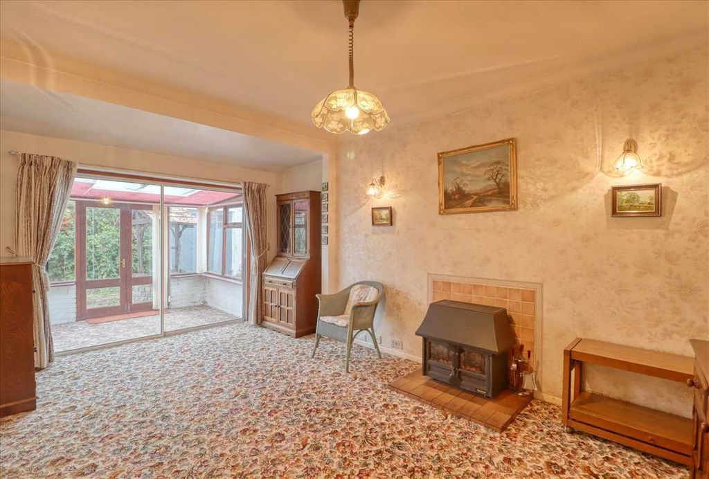 Property photo 2 of 14