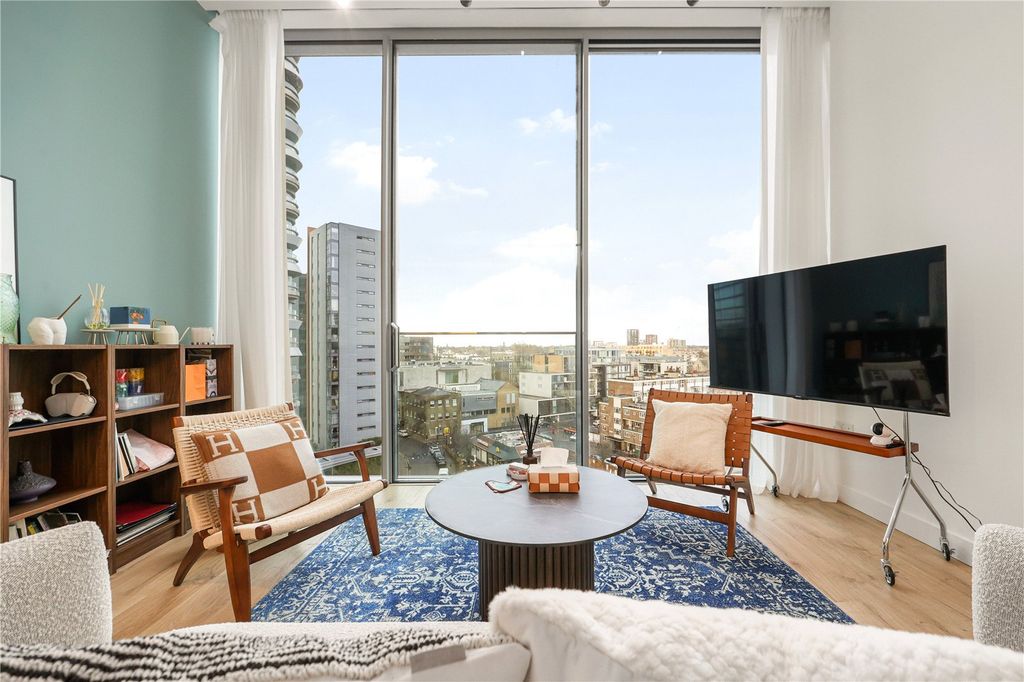 Property photo 1 of 36 Picture No. 05