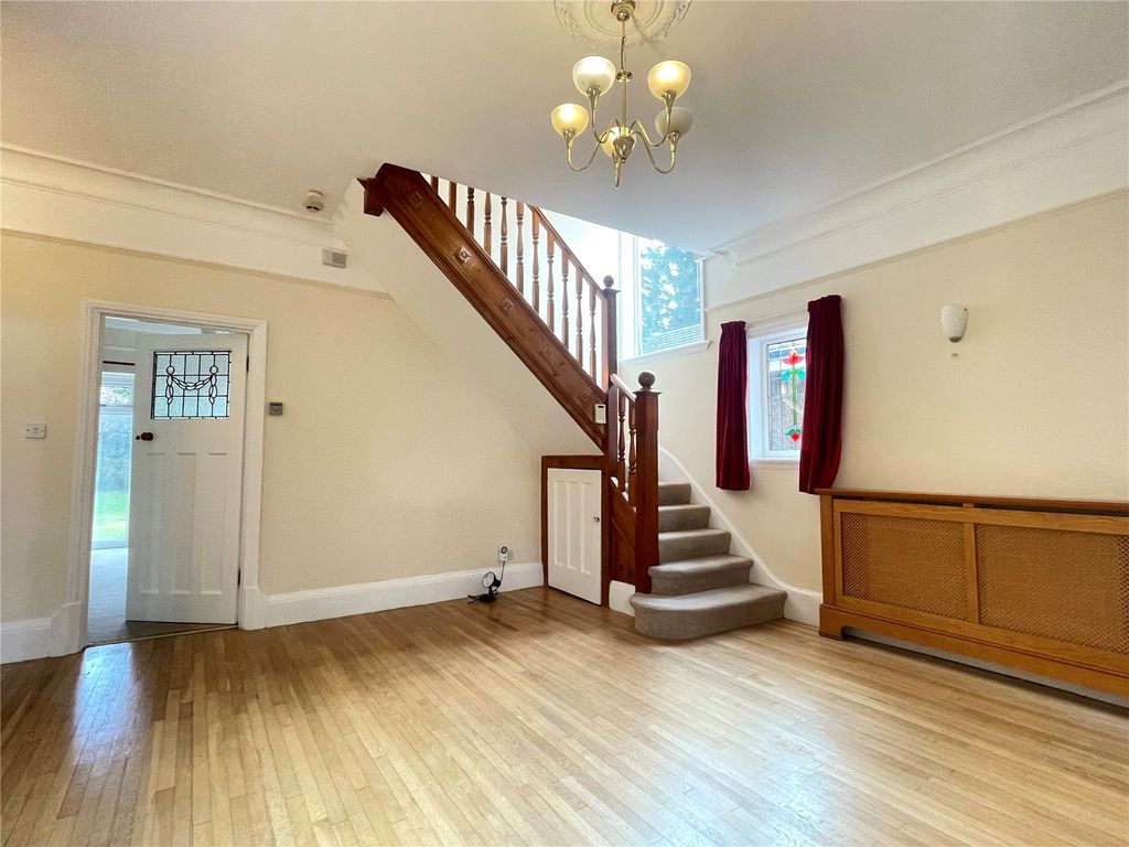 Property photo 3 of 25 Picture No. 23