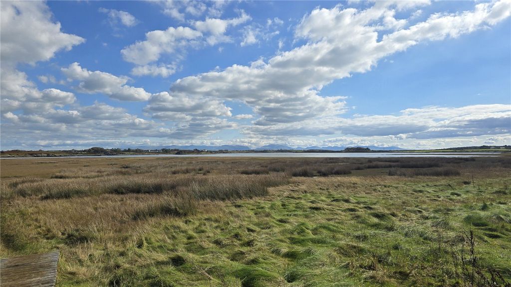 Property photo 2 of 20 Picture No. 61