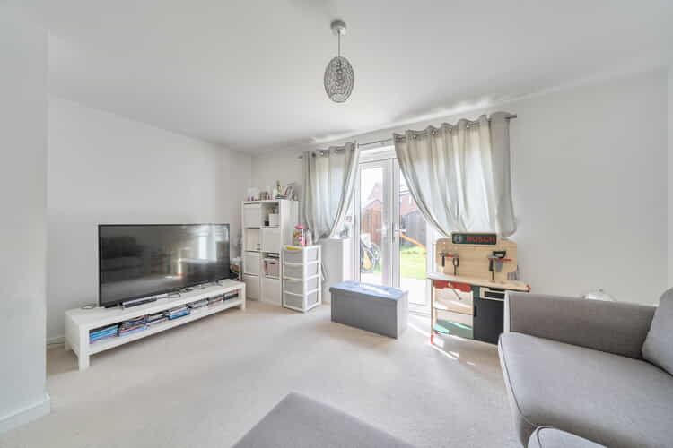 Property photo 2 of 23
