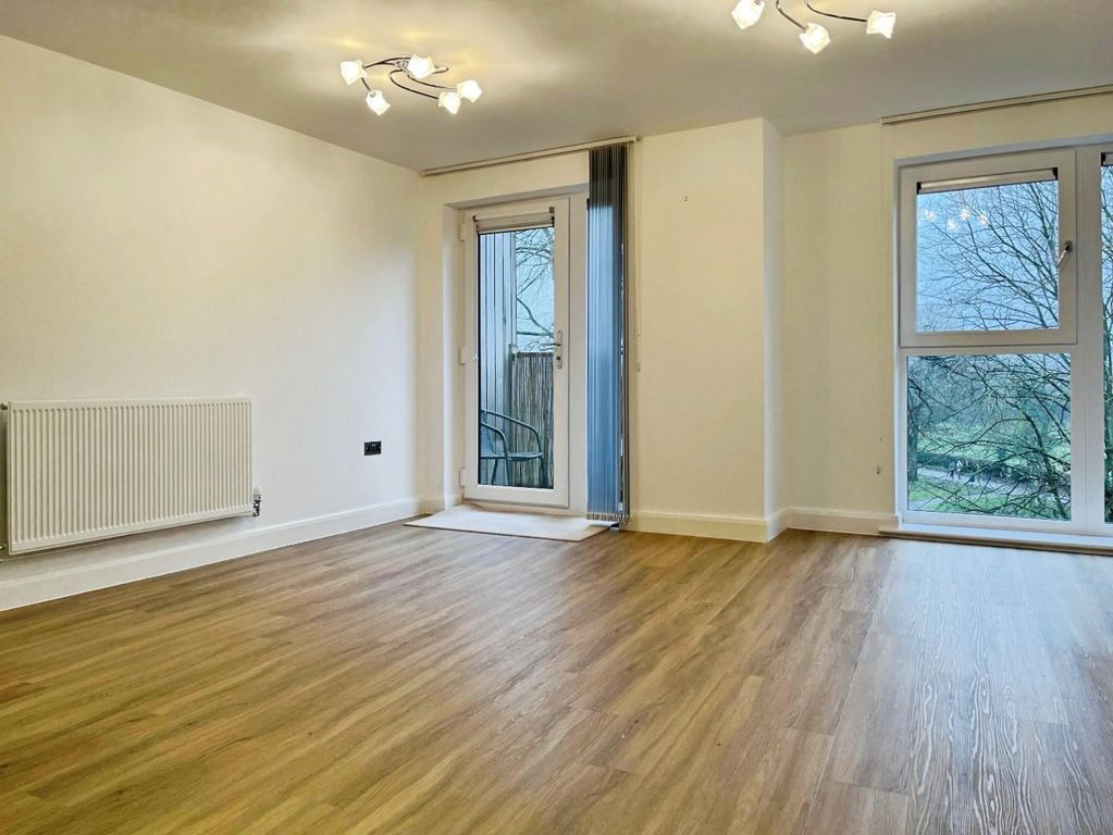 Property photo 2 of 9 1A9Accfe-Reception 20Area.Jpg