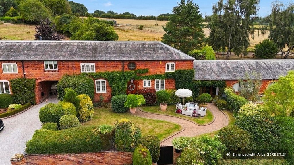 Property photo 1 of 37