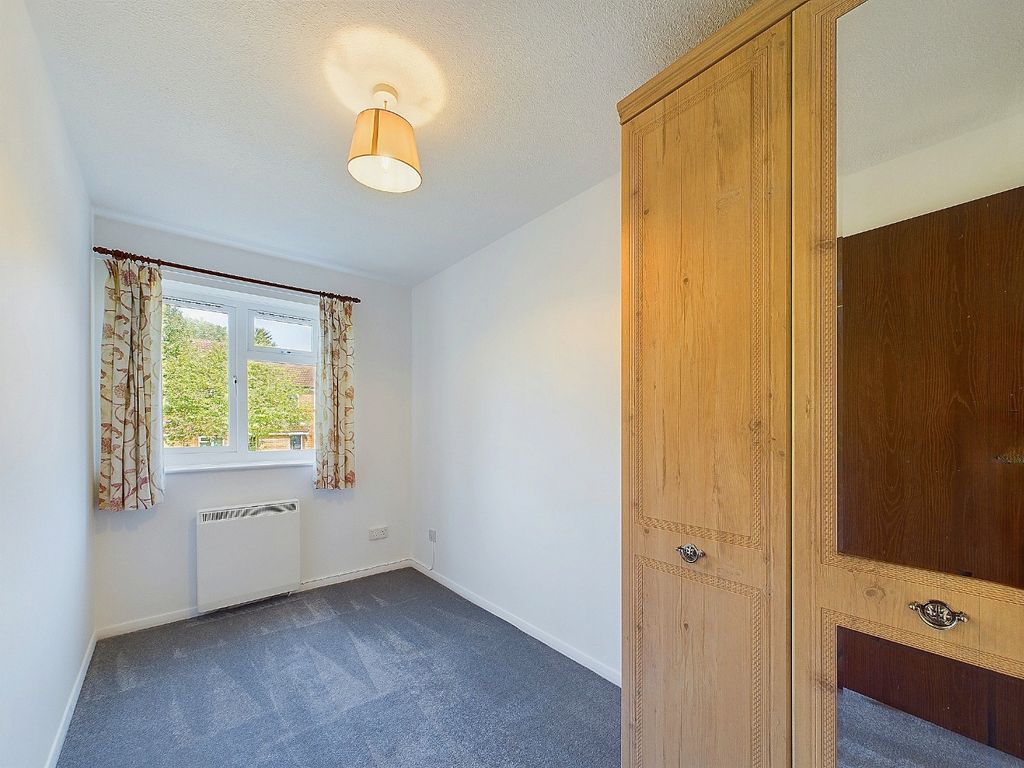 Property photo 2 of 12 3396344