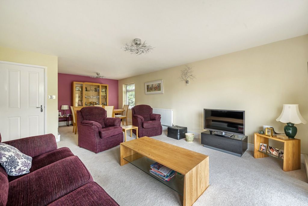 Property photo 3 of 11 Picture No. 06