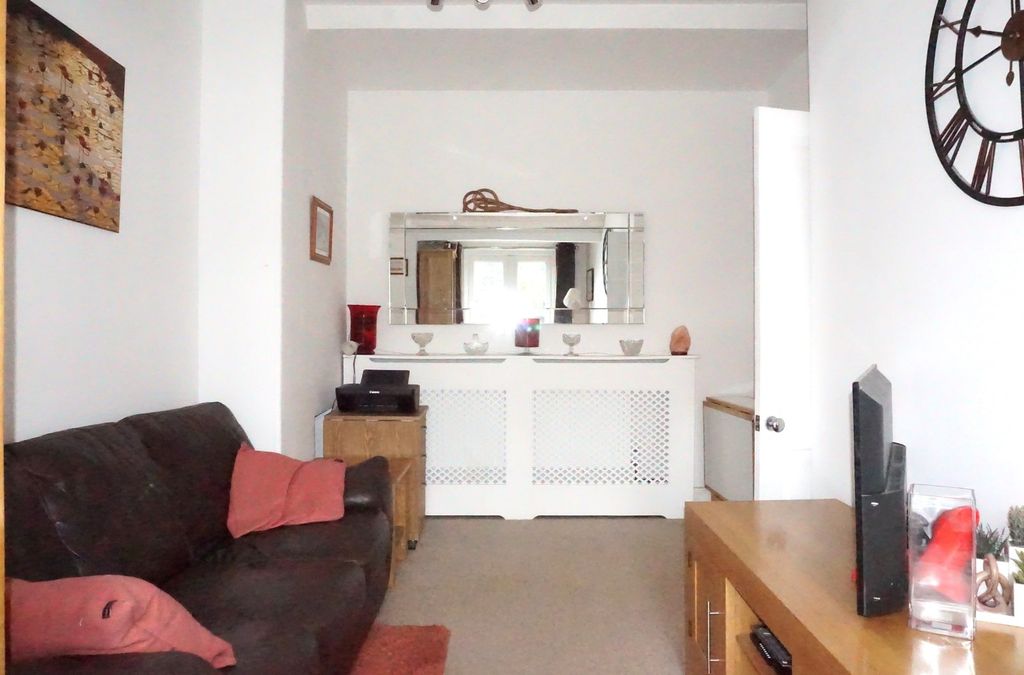 Property photo 3 of 9 Picture No. 15