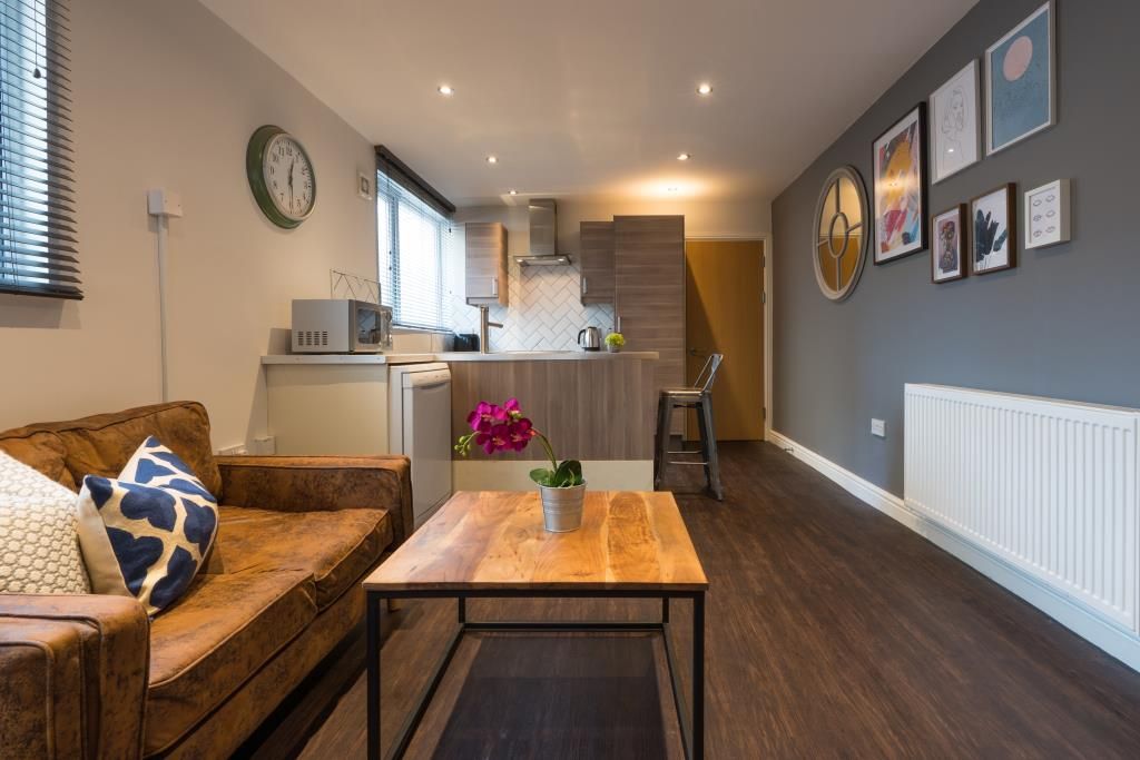 Property photo 3 of 9 Photo 2