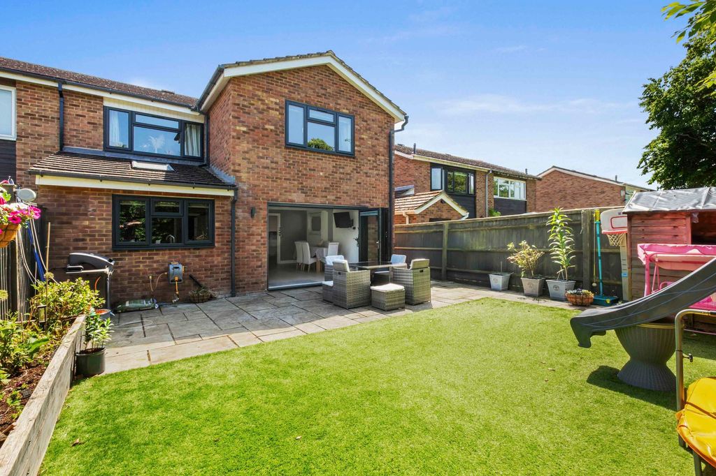 Property photo 2 of 14