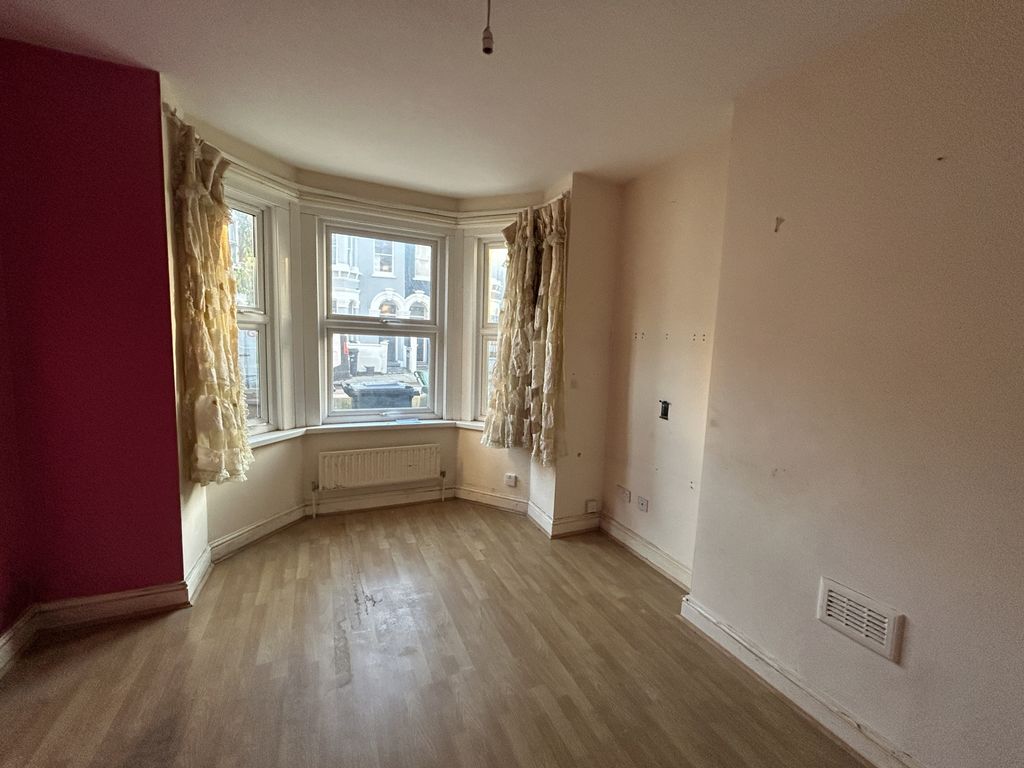 Property photo 3 of 11 Img_3878.Jpg