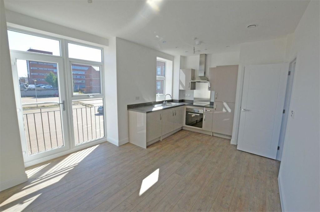 Property photo 2 of 6 Owkxd_Msar1Vjdapgofrixi0Nww.Jpg