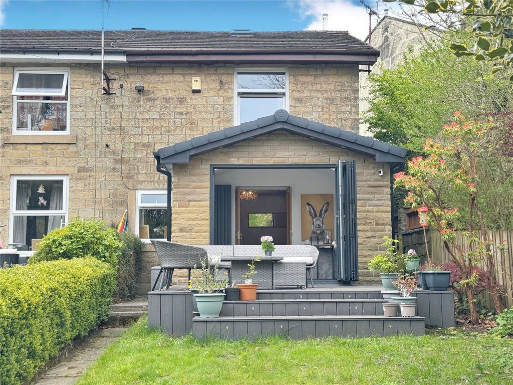 Property photo 3 of 22 Rear Extension