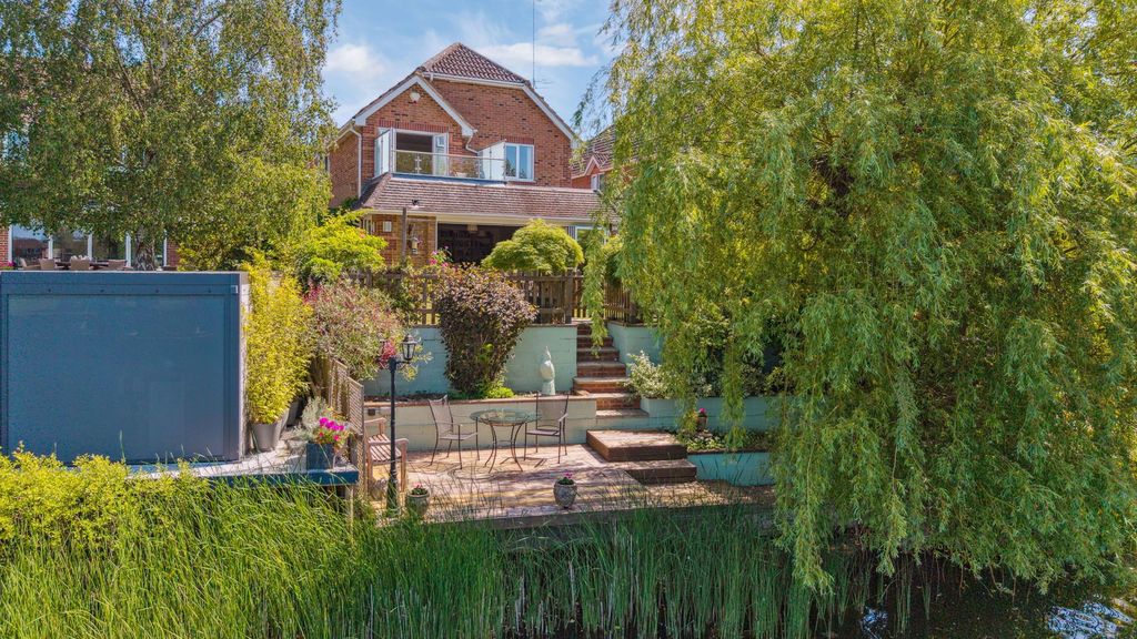 Property photo 3 of 30