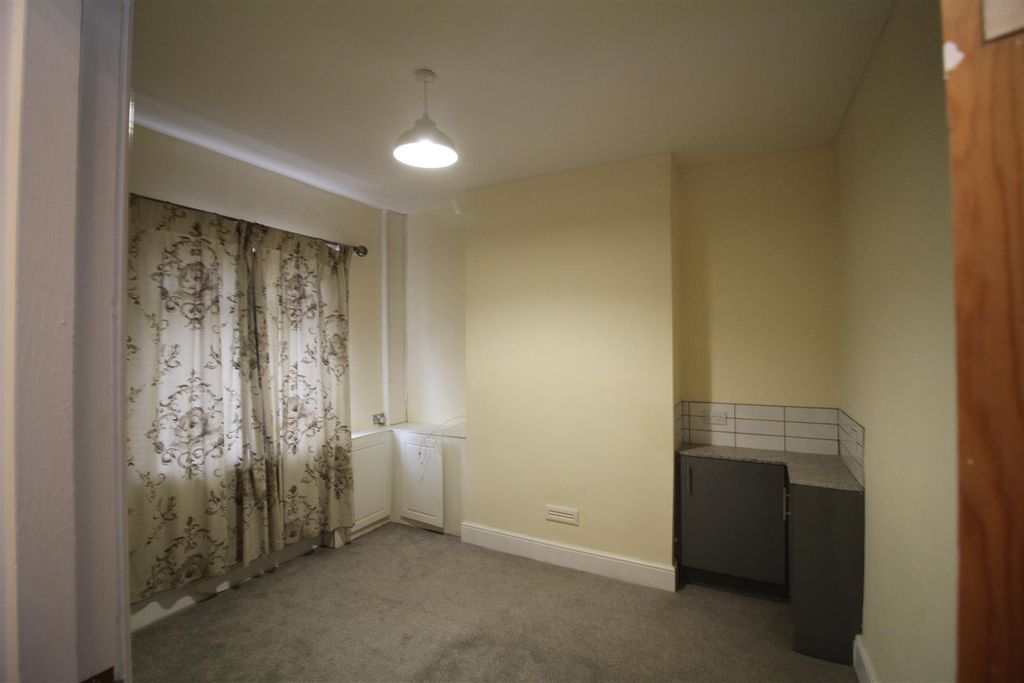 Property photo 3 of 11 Img_6236[1].Jpg