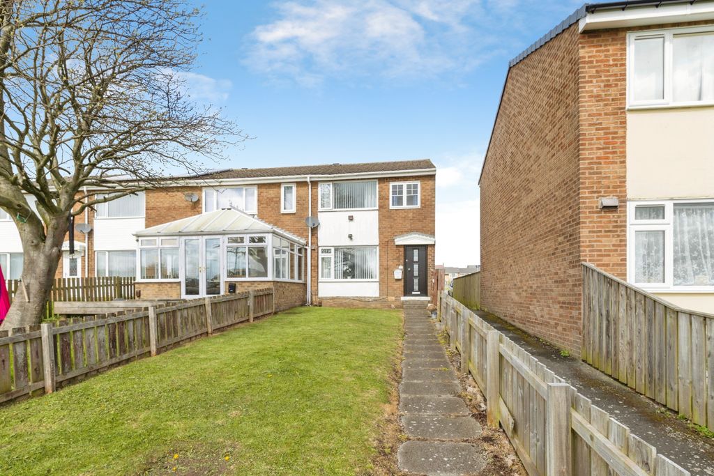 Property photo 1 of 15