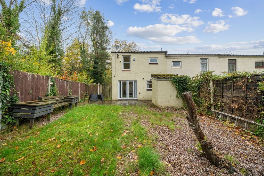 Property photo 2 of 18