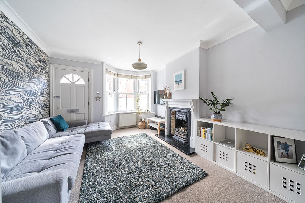 Property photo 2 of 13