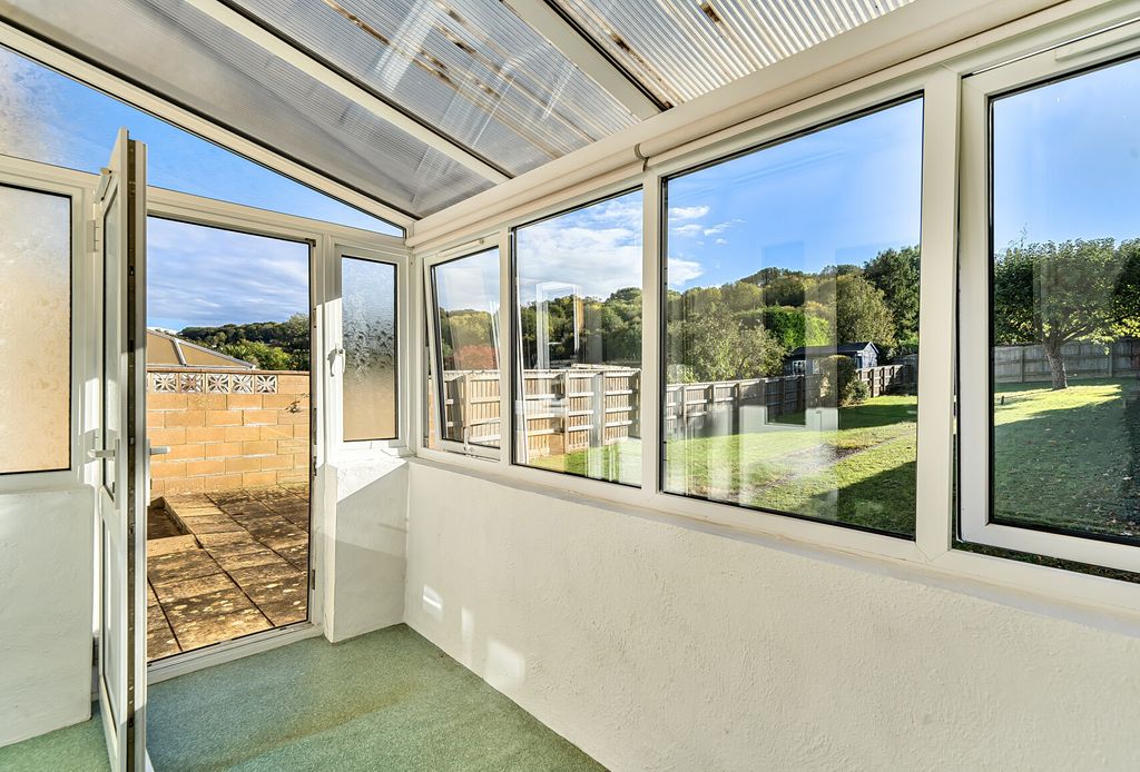 Property photo 3 of 18 Conservatory