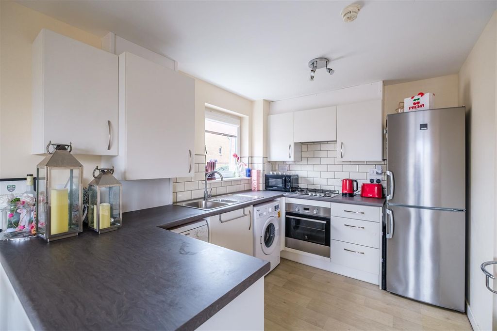Property photo 2 of 13 Dunscaith Drive-23.Jpg