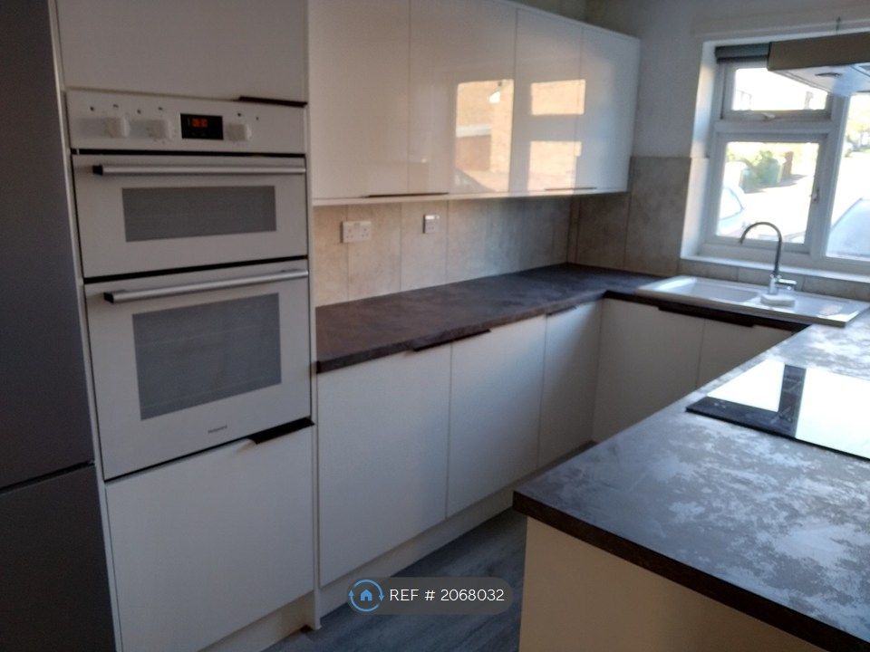 Property photo 3 of 12 New Kitchen