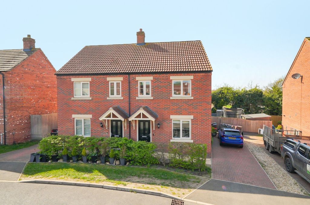 Property photo 1 of 24 14410969(1)