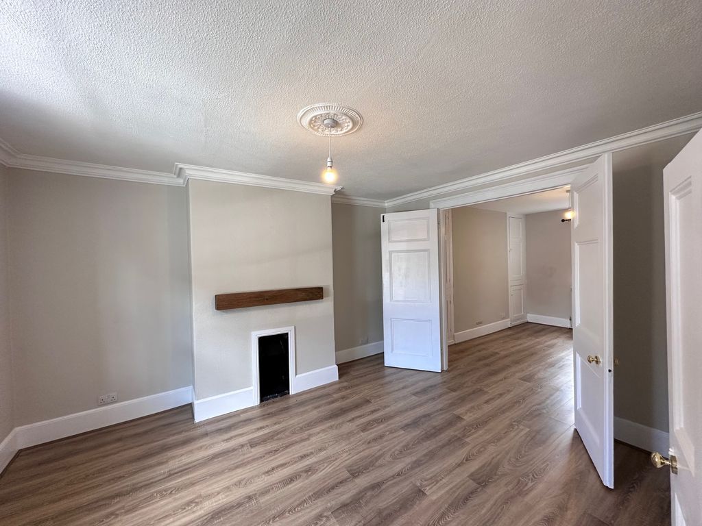 Property photo 2 of 13 Front