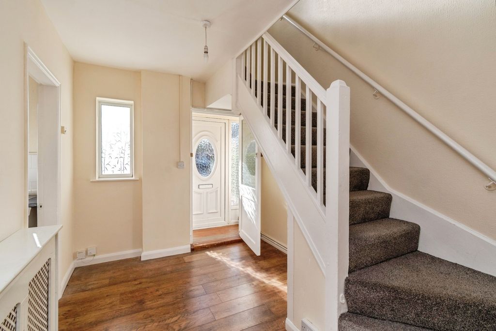 Property photo 3 of 19 Pbox-Img.Jpg