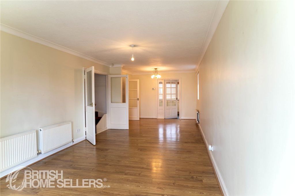 Property photo 3 of 20 Picture No. 24