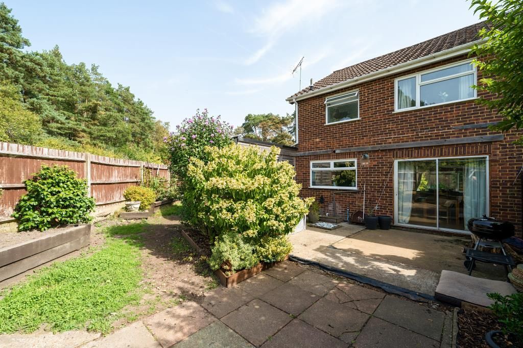 Property photo 2 of 12 External Grounds