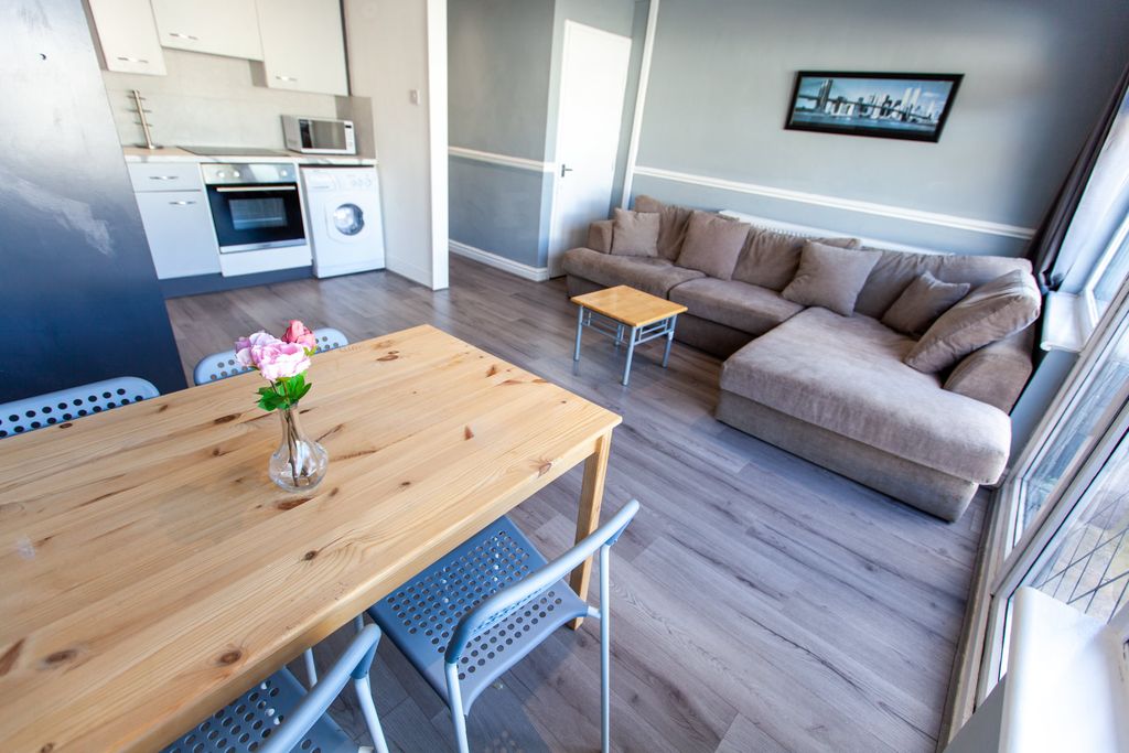 Property photo 2 of 4 Img_9276