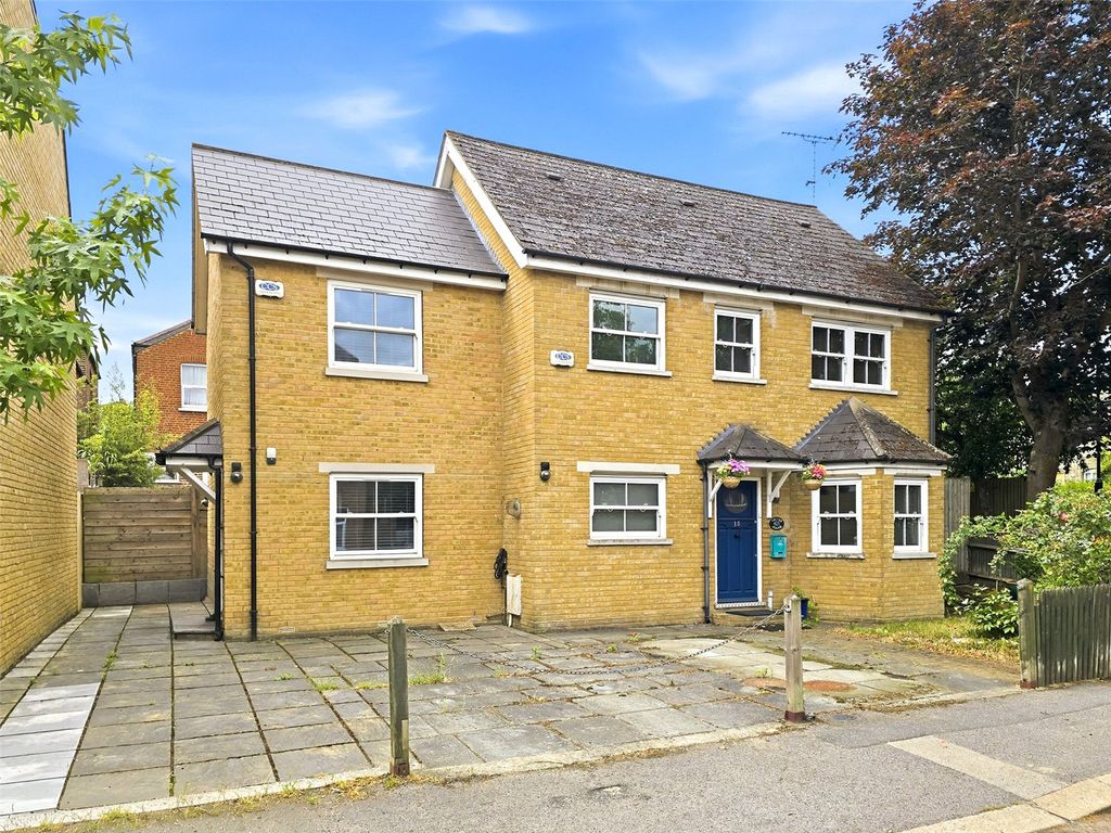 Property photo 1 of 25 Picture No. 02