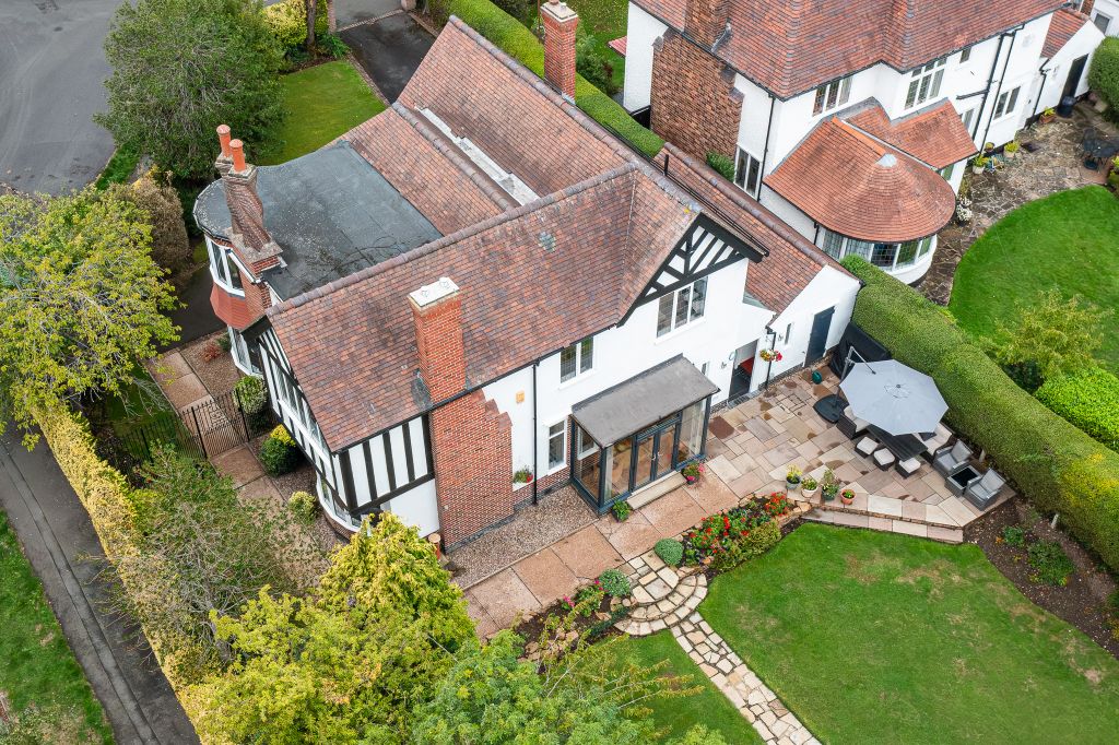 Property photo 1 of 59