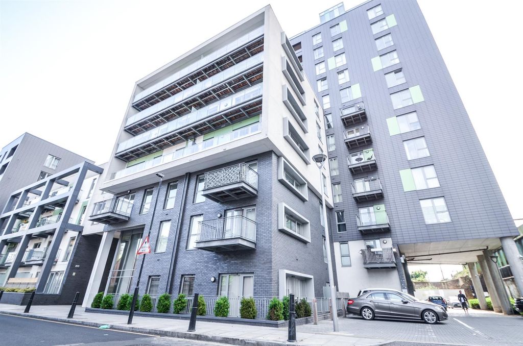 Property photo 1 of 10 Wilson Tower