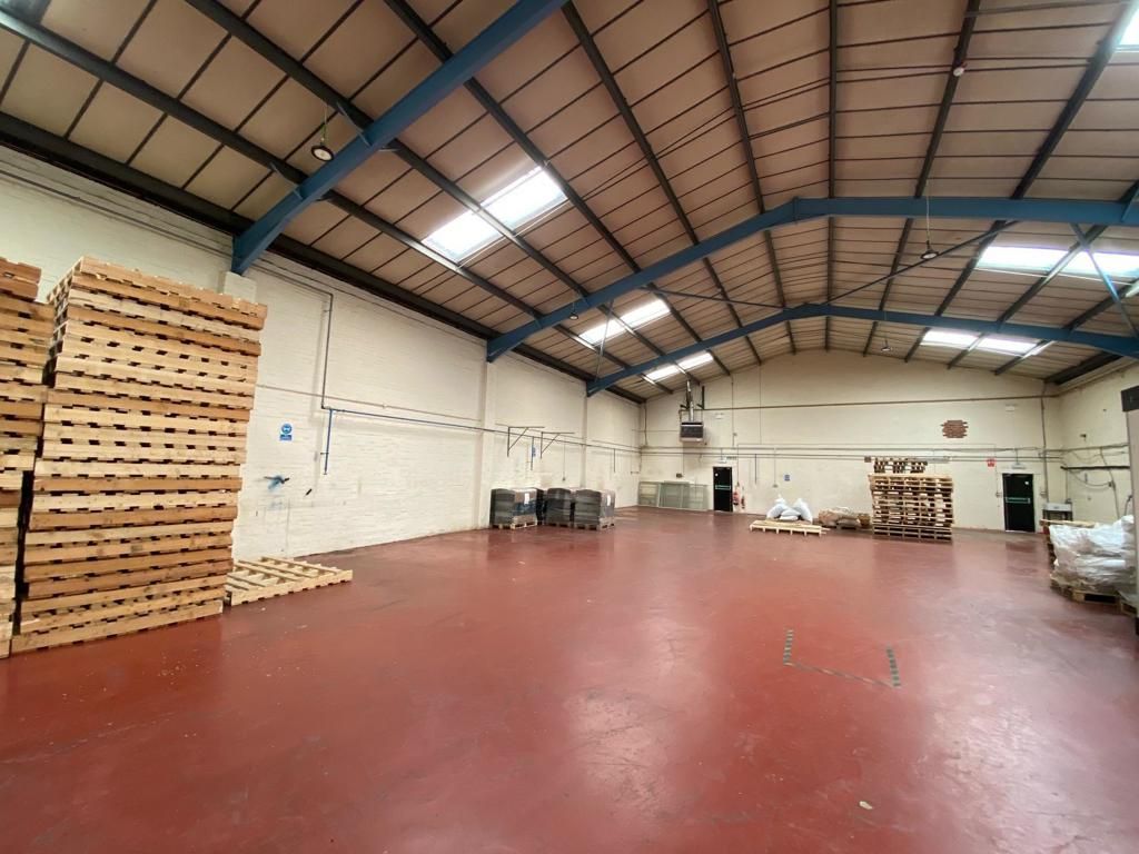 Property photo 3 of 7 Photo 4