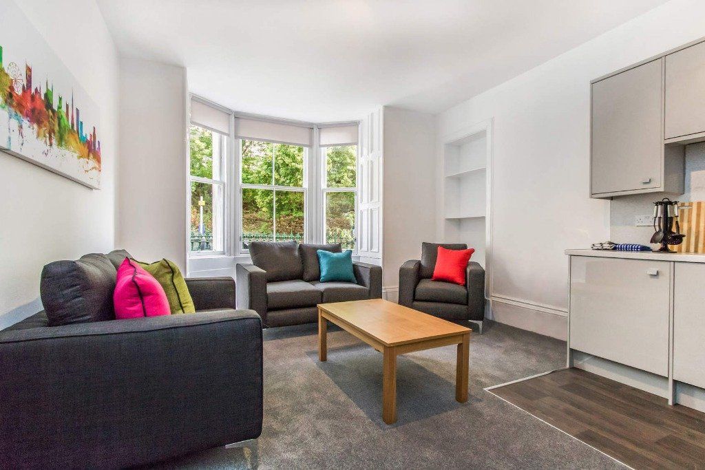 Property photo 2 of 8 Picture 2